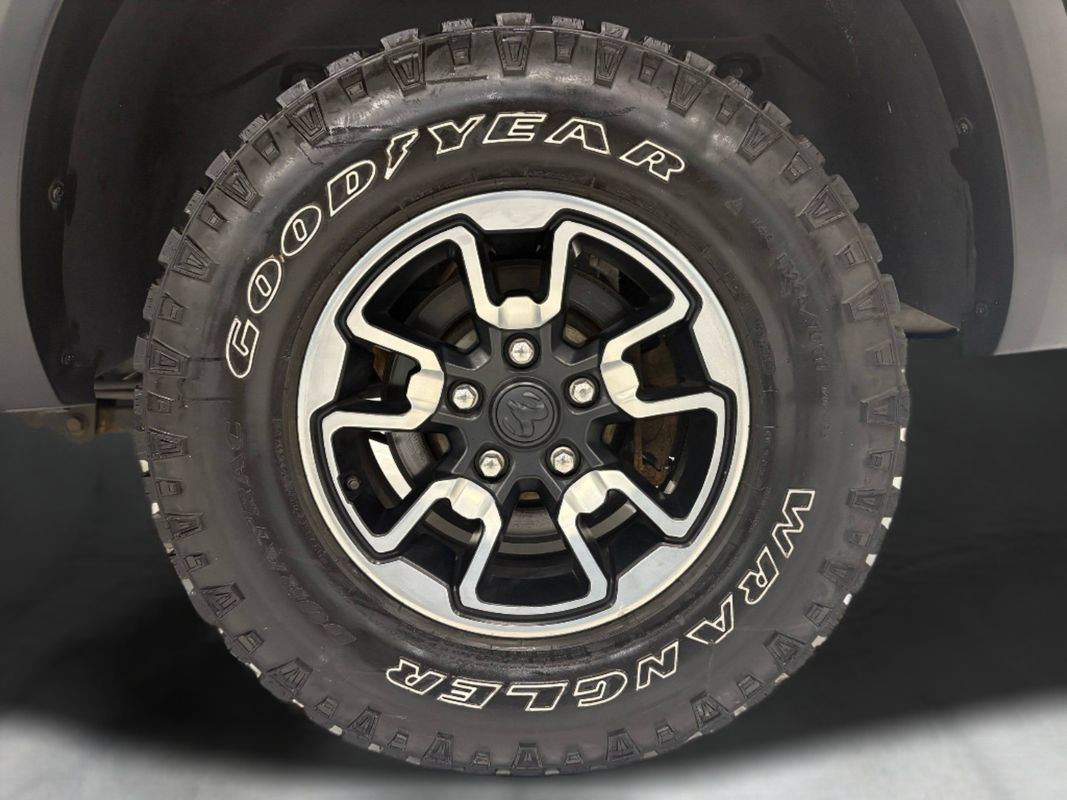 Used 2017 RAM 1500 Rebel AWD/4WD image 36