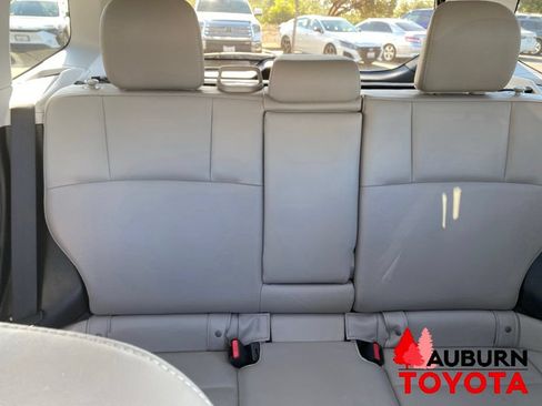 Used 2014 Subaru Forester 2.5i Touring w/ Popular Package #2 AWD/4WD image 22