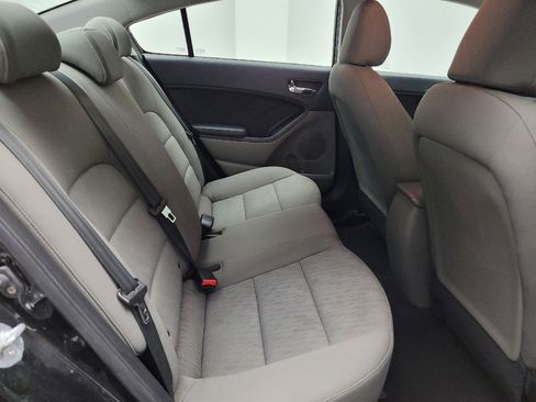 Used 2016 Kia Forte LX FWD image 19