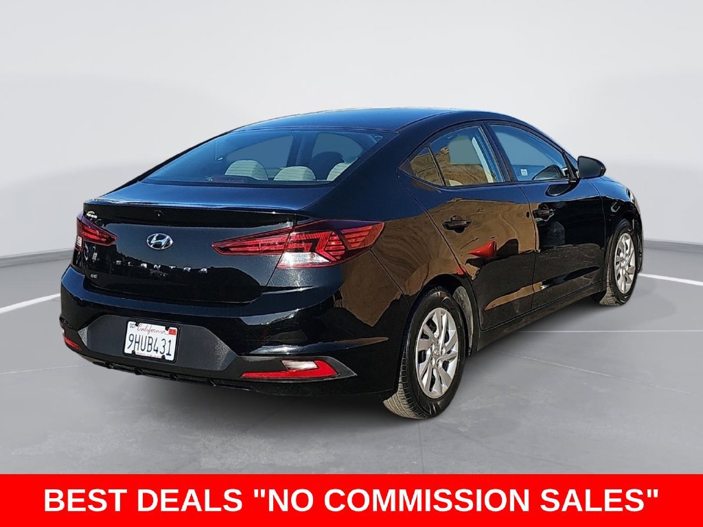 Used 2019 Hyundai Elantra SE FWD image 3