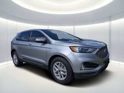 Used 2024 Ford Edge SEL w/ Convenience Package