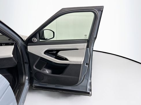 Used 2021 Land Rover Range Rover Evoque R-Dynamic S image 33