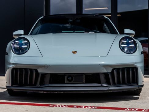 Certified 2026 Porsche 911 Carrera GTS RWD image 8