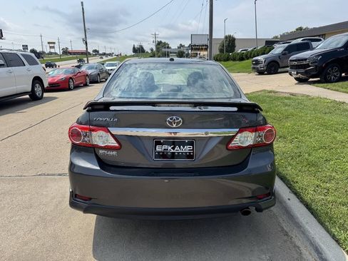 Used 2012 Toyota Corolla S FWD image 4