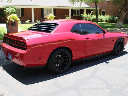 Used 2013 Dodge Challenger R/T w/ Sound Group II RWD image 6