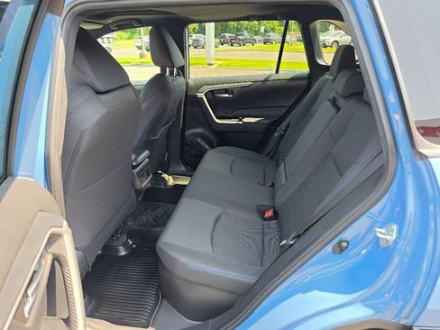 Used 2023 Toyota RAV4 SE w/ Convenience Package AWD/4WD image 22