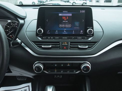 Used 2019 Nissan Altima 2.5 S image 24