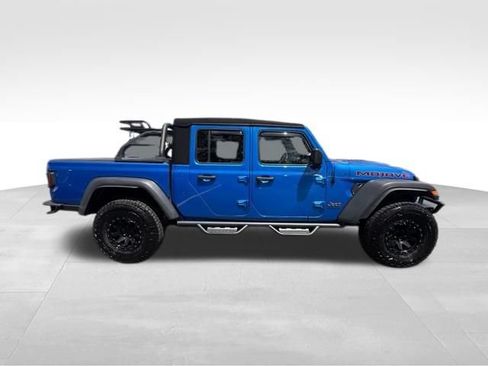Used 2023 Jeep Gladiator Mojave w/ Cold Weather Group AWD/4WD image 10