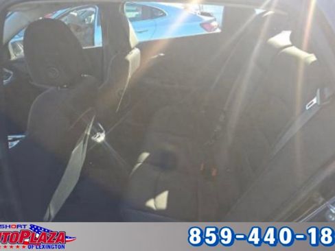 Used 2023 Chevrolet Malibu LT image 6