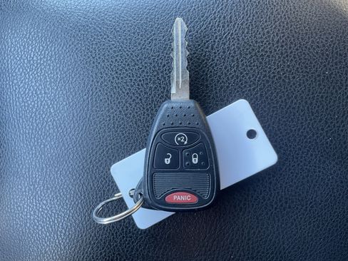 Used 2017 Jeep Wrangler Unlimited Rubicon w/ Connectivity Group image 26