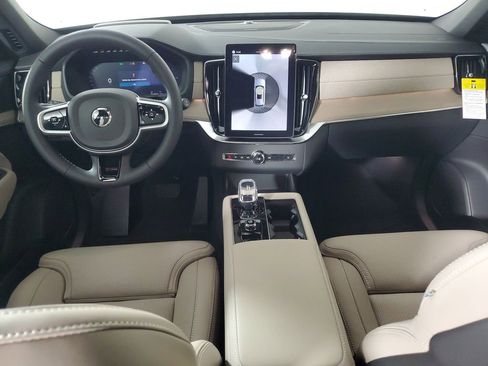New 2026 Volvo XC90 T8 Ultra w/ Protection Package Premier AWD/4WD image 15