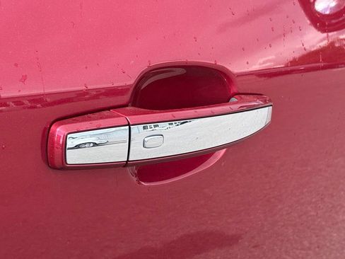 Used 2018 Buick Encore Preferred AWD/4WD image 36