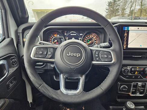 New 2026 Jeep Wrangler Sahara image 21