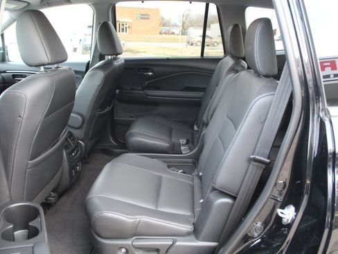 Used 2021 Honda Pilot Touring image 27