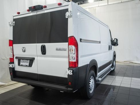 Used 2025 RAM ProMaster 2500 w/ U-Haul Equipment Group FWD image 4
