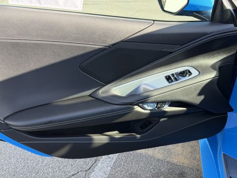 Used 2023 Chevrolet Corvette Stingray Coupe w/ Z51 Performance Package RWD image 15