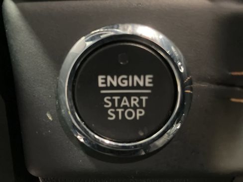 Used 2024 Ford Expedition Platinum image 22