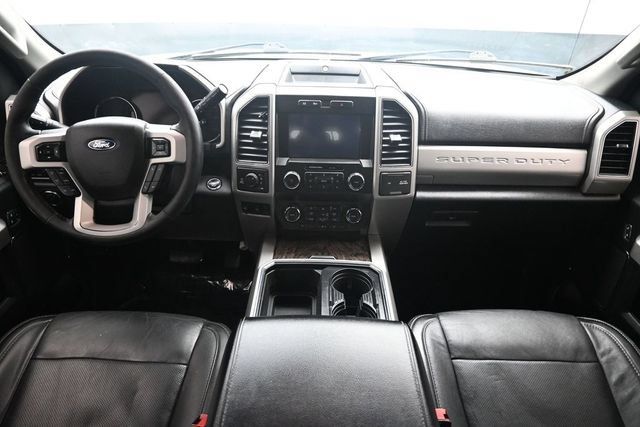 Used 2019 Ford F250 Lariat w/ Lariat Ultimate Package AWD/4WD image 17