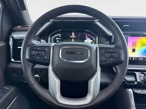 Used 2025 GMC Sierra 1500 Denali w/ Technology Package AWD/4WD image 29