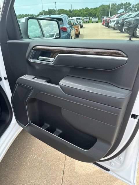New 2026 GMC Sierra 1500 SLE w/ Preferred Package AWD/4WD image 18