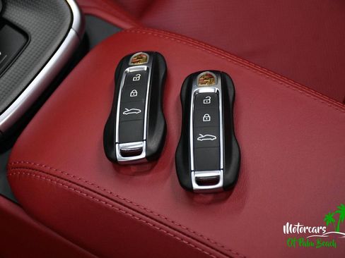 Used 2022 Porsche 911 Turbo S AWD/4WD image 47