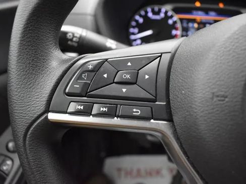 Used 2025 Nissan Sentra SV FWD image 23