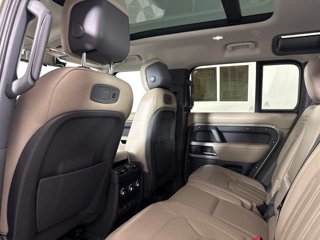 Used 2020 Land Rover Defender 110 HSE AWD/4WD image 30