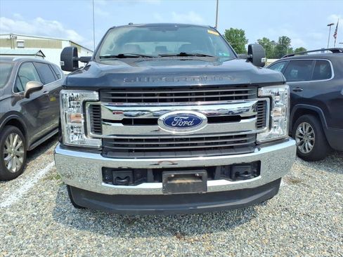 Used 2018 Ford F250 XLT w/ Snow Plow Prep Package AWD/4WD image 7