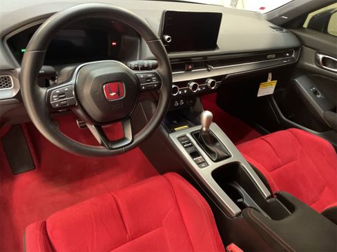 Used 2024 Honda Civic Type R image 17