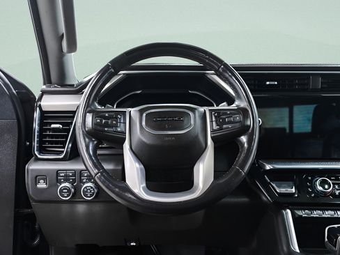 Used 2023 GMC Sierra 1500 Denali AWD/4WD image 10