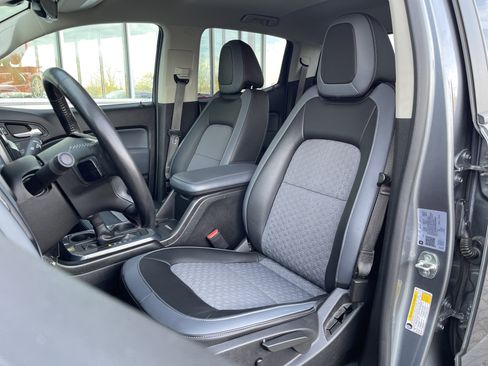 Used 2021 Chevrolet Colorado Z71 w/ Safety Package image 15