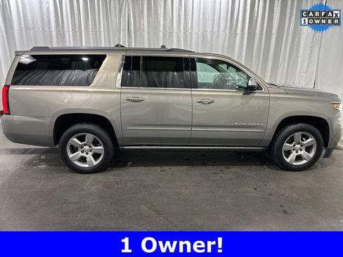 Used 2019 Chevrolet Suburban Premier image 2