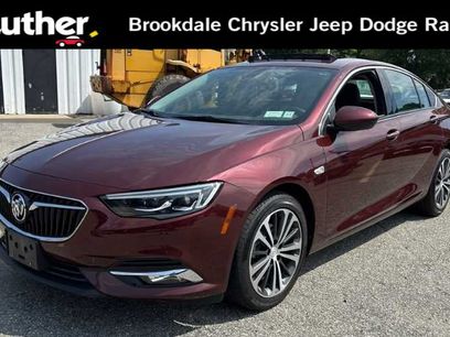 Used 2019 Buick Regal Essence w/ Driver Confidence Package I