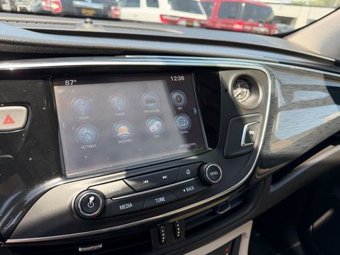 Used 2017 Buick Envision Essence FWD image 44