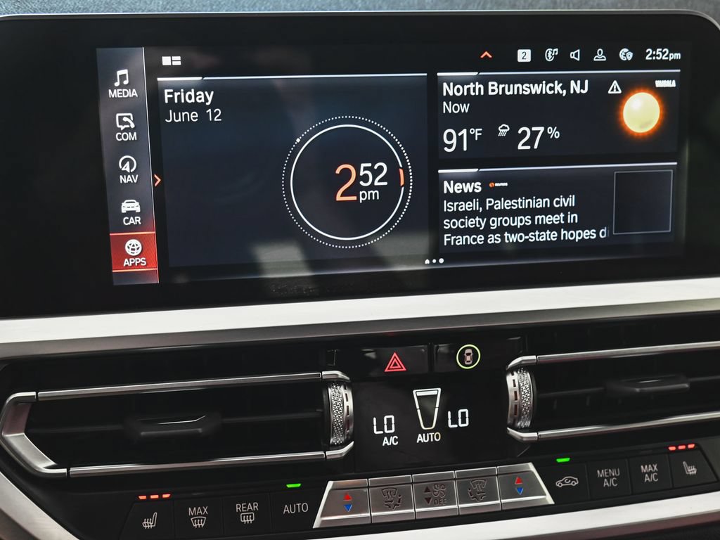 Used 2023 BMW 430i xDrive Convertible w/ M Sport Package AWD/4WD image 17