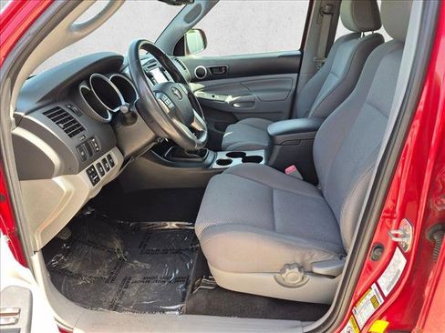 Used 2013 Toyota Tacoma 4x4 Double Cab w/ TRD Sport Pkg image 14