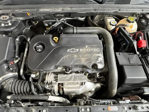 Used 2016 Chevrolet Malibu LT FWD image 19
