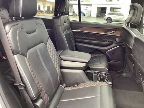 Used 2023 Jeep Grand Cherokee L Summit w/ Advanced Protech Group IV image 40