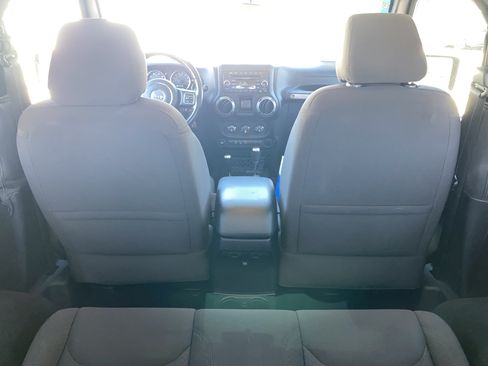 Used 2015 Jeep Wrangler Sport AWD/4WD image 17