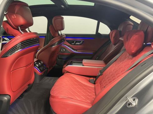 Used 2023 Mercedes-Benz S 580 4MATIC Sedan w/ AMG Line image 28