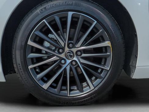 Used 2022 Lexus ES 350 w/ Premium Package FWD image 27