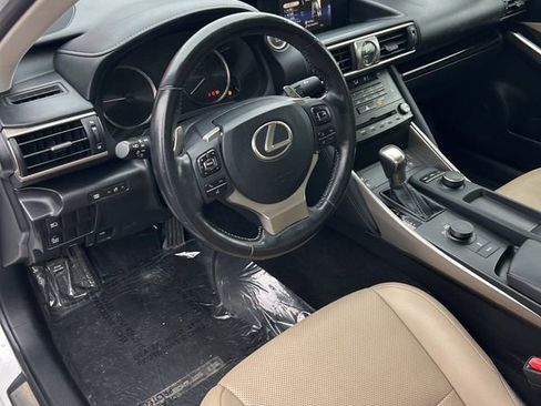 Used 2017 Lexus IS 300 AWD w/ Premium Package image 4