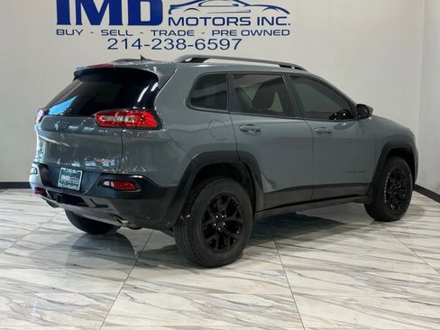 Used 2015 Jeep Cherokee Trailhawk w/ Comfort/Convenience Group image 6