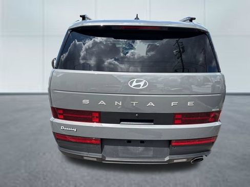 Used 2025 Hyundai Santa Fe SEL AWD/4WD image 3