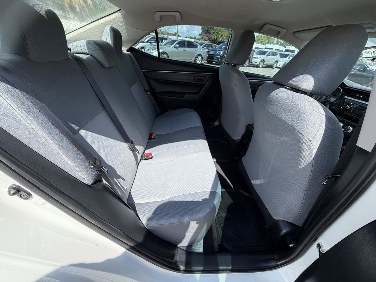 Used 2014 Toyota Corolla L FWD image 10