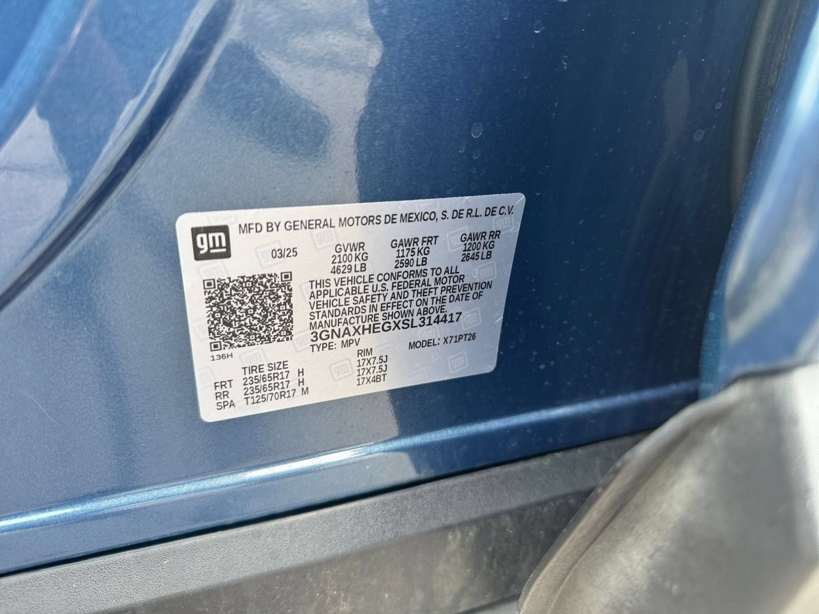 Used 2025 Chevrolet Equinox LT FWD image 29