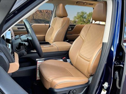 Used 2025 INFINITI QX80 Luxe image 24