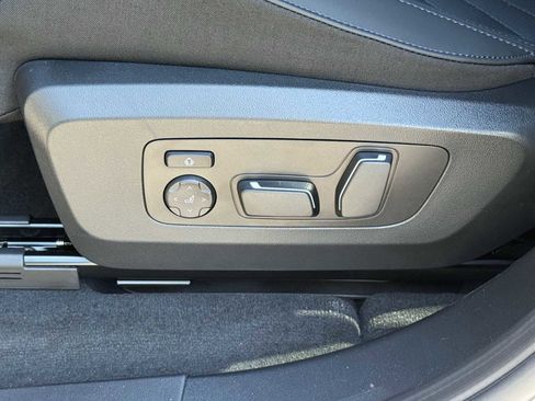 New 2025 BMW X3 xDrive30i w/ Premium Package image 13