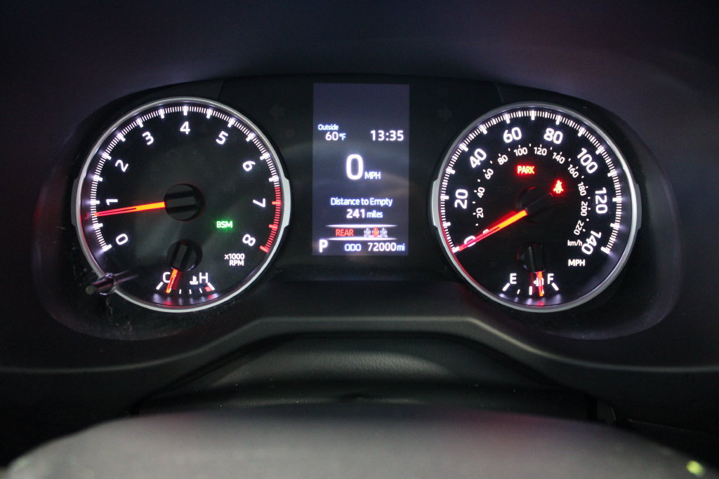 Used 2022 Toyota RAV4 LE AWD/4WD image 19