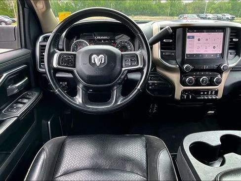Used 2022 RAM 2500 Laramie AWD/4WD image 9